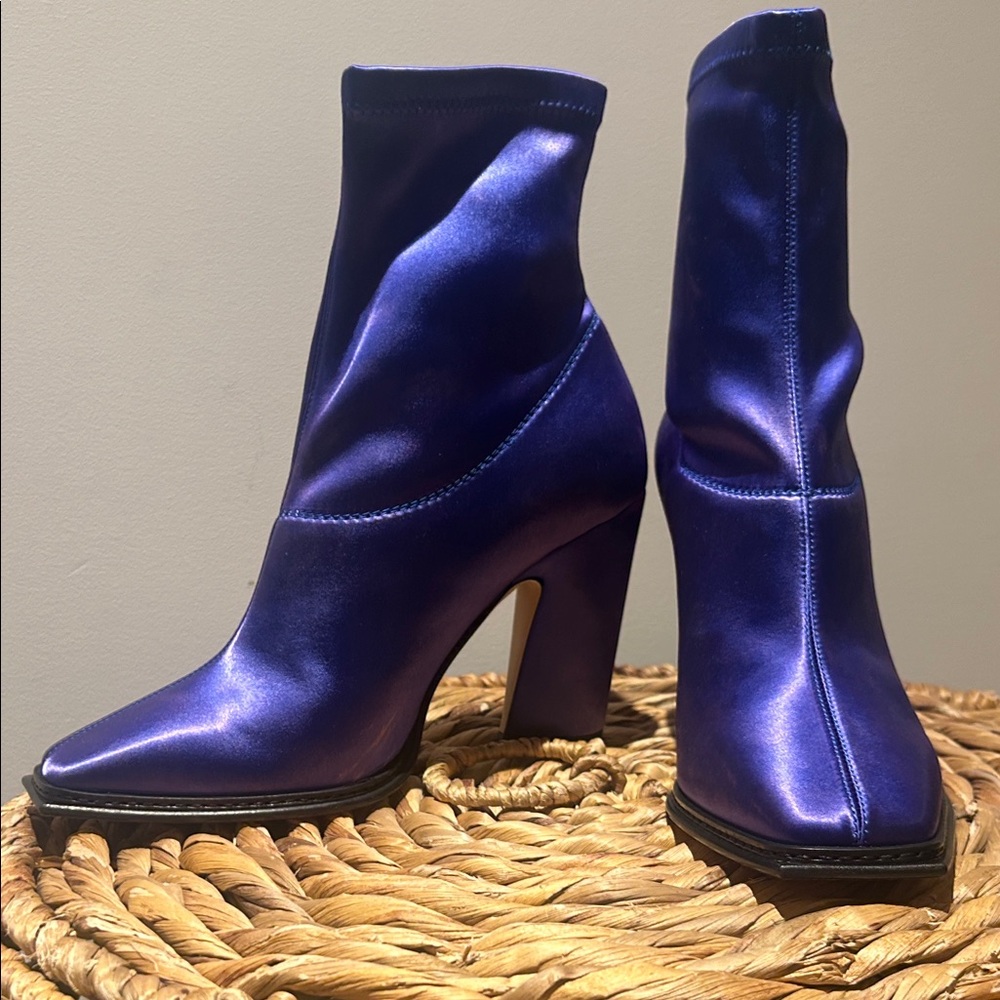 Jimmy Choo Shimmering Purple Heeled Boots - Picture 5 of 10